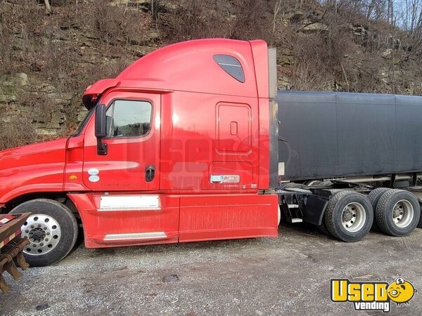 2016 Cascadia Freightliner Semi Truck Pennsylvania for Sale