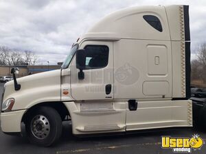 2016 Cascadia Freightliner Semi Truck Under Bunk Storage Pennsylvania for Sale