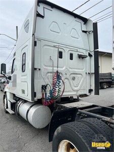2016 Cascadia Freightliner Semi Truck Under Bunk Storage Texas for Sale
