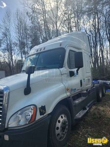2016 Cascadia Freightliner Semi Truck Virginia for Sale