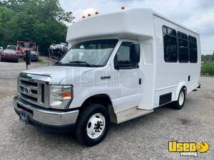 2016 Ford E-350 Shuttle Bus | Passenger Bus with Wheelchair Lift for Sale in Georgia!