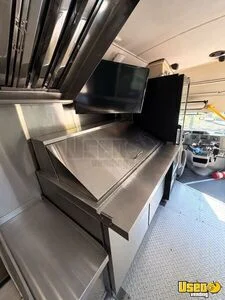 2016 E 450 All-purpose Food Truck Diamond Plated Aluminum Flooring Florida Gas Engine for Sale