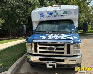 2016 E-450 Pet Care / Veterinary Truck Shore Power Cord Texas for Sale