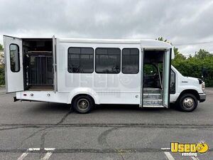 2016 E350 Non-cdl Wheelchair Shuttle Bus Shuttle Bus Air Conditioning New York Gas Engine for Sale