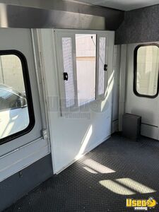 2016 E450 All-purpose Food Truck Floor Drains New York Gas Engine for Sale