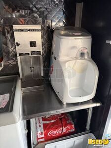 2016 E450 Ice Cream Truck Exterior Customer Counter Virginia Gas Engine for Sale