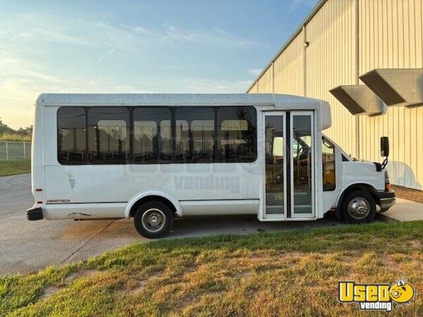 2016 Express 3500 Shuttle Bus Kentucky Diesel Engine for Sale
