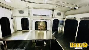 2016 Express 4500 All-purpose Food Truck Exterior Lighting Florida Gas Engine for Sale