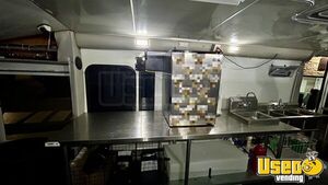 2016 Express 4500 All-purpose Food Truck Fire Extinguisher Florida Gas Engine for Sale