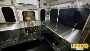 2016 Express 4500 All-purpose Food Truck Work Table Florida Gas Engine for Sale