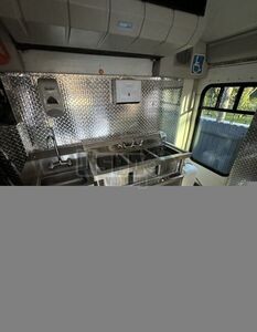 2016 Express Ice Cream Truck Fire Extinguisher Florida Gas Engine for Sale