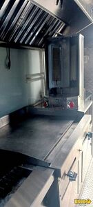 2016 F-550 Kitchen Food Truck All-purpose Food Truck Diamond Plated Aluminum Flooring California Gas Engine for Sale