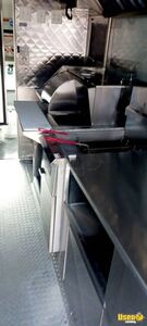 2016 F-550 Kitchen Food Truck All-purpose Food Truck Exterior Customer Counter California Gas Engine for Sale
