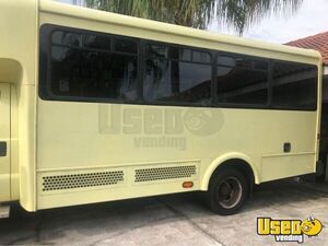 2016 F-550 Shuttle Bus Shuttle Bus 6 Florida Gas Engine for Sale