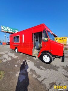 2016 Ford F59 Mobile Kitchen Food Truck w/ 2025 Kitchen Buildout for Sale in Texas!