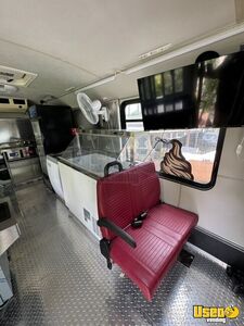 2016 F450 Ice Cream Truck Exterior Customer Counter Florida Gas Engine for Sale