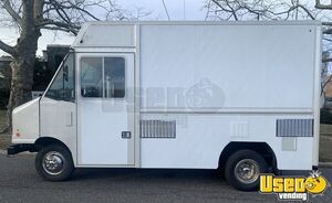 2016 F59 Step Van Basic Concession Truck All-purpose Food Truck Concession Window New York for Sale