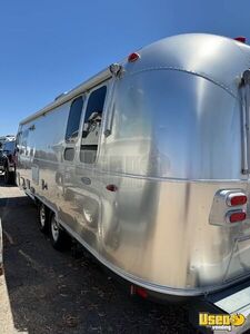 2016 Flying Cloud 28 Airstream Cabinets California for Sale