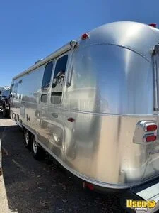 2016 Flying Cloud 28 Airstream Cabinets California for Sale