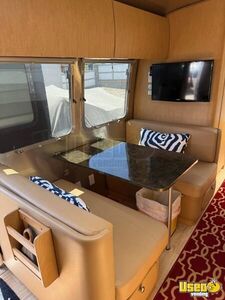2016 Flying Cloud 28 Airstream Toilet California for Sale