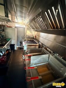 2016 Food Truck All-purpose Food Truck Diamond Plated Aluminum Flooring Florida Diesel Engine for Sale