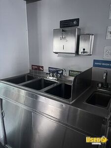 2016 Ford Econoline E-450 Super Duty All-purpose Food Truck Generator New Jersey for Sale