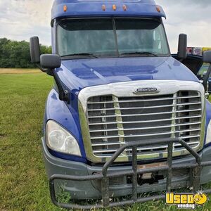 2016 Freightliner Semi Truck 2 Missouri for Sale