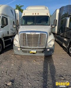 2016 Freightliner Semi Truck 2 New York for Sale