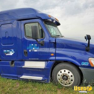 2016 Freightliner Semi Truck 3 Missouri for Sale