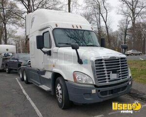 2016 Freightliner Semi Truck 3 New Jersey for Sale