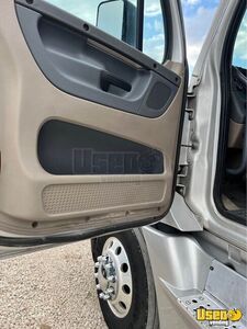 2016 Freightliner Semi Truck 8 Texas for Sale