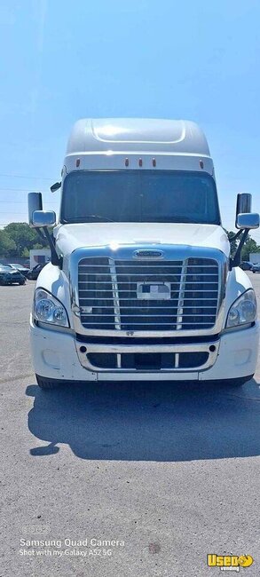 2016 Freightliner Semi Truck Illinois for Sale