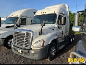 2016 Freightliner Semi Truck New York for Sale