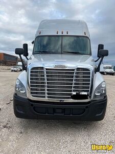 2016 Freightliner Semi Truck Texas for Sale