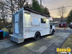 2016 Mt 45 Coffee & Beverage Truck Concession Window New Jersey Diesel Engine for Sale