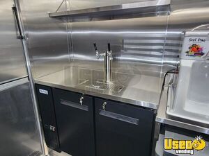 2016 Mt 45 Coffee & Beverage Truck Hot Water Heater New Jersey Diesel Engine for Sale