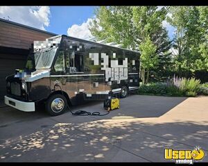 2016 Mt45 Pizza Food Truck Cabinets Colorado Diesel Engine for Sale