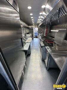 2016 Mt55 All-purpose Food Truck Insulated Walls Illinois Diesel Engine for Sale
