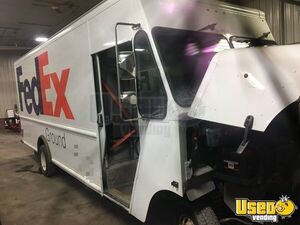 2016 P1000 Step Van Stepvan Minnesota Gas Engine for Sale