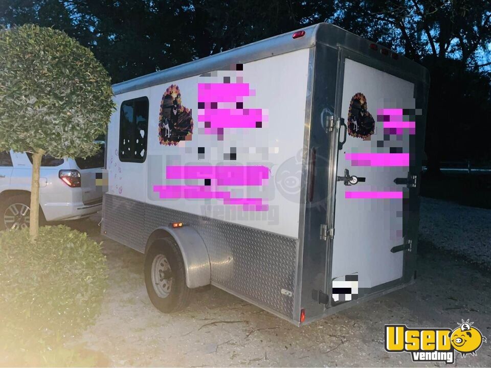 Ready to Groom 2016 6' x 12' Mobile Pet CareGrooming Trailer for