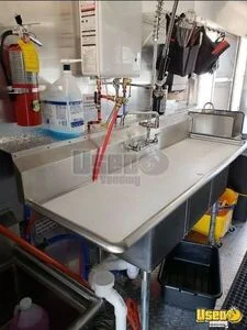 2016 Quat Kitchen Food Trailer Microwave Rhode Island for Sale
