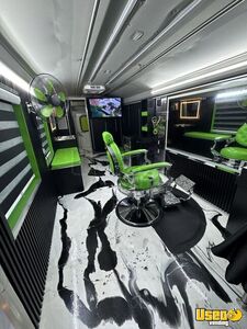2016 Shuttle Bus Mobile Hair & Nail Salon Truck Hot Water Heater Florida Gas Engine for Sale