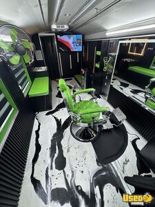 2016 Shuttle Bus Mobile Hair & Nail Salon Truck Sound System Florida Gas Engine for Sale