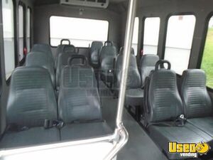 2016 Shuttle Bus Shuttle Bus Transmission - Automatic Tennessee Gas Engine for Sale