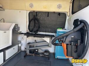 2016 Sprinter Van Pet Care / Veterinary Truck Electrical Outlets Florida Diesel Engine for Sale