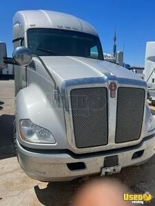 2016 T680 Kenworth Semi Truck 3 Missouri for Sale