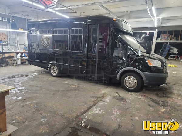 2016 Transit Mobile Hair Salon Truck Mobile Hair & Nail Salon Truck New Jersey Gas Engine for Sale