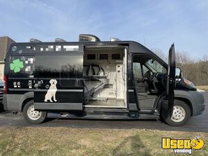 2016 Ultra Groomer Pet Care / Veterinary Truck New York Gas Engine for Sale