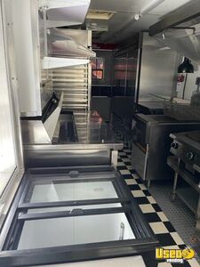 2016 Uxt-8.524ta70 Food Trailer Kitchen Food Trailer Exterior Customer Counter Ontario for Sale