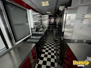 2016 Uxt-8.524ta70 Food Trailer Kitchen Food Trailer Fire Extinguisher Ontario for Sale